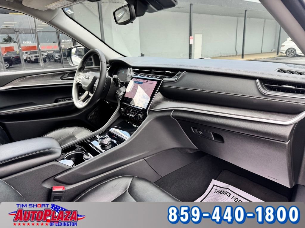 Used 2023 Jeep Grand Cherokee Limited AWD/4WD image 42