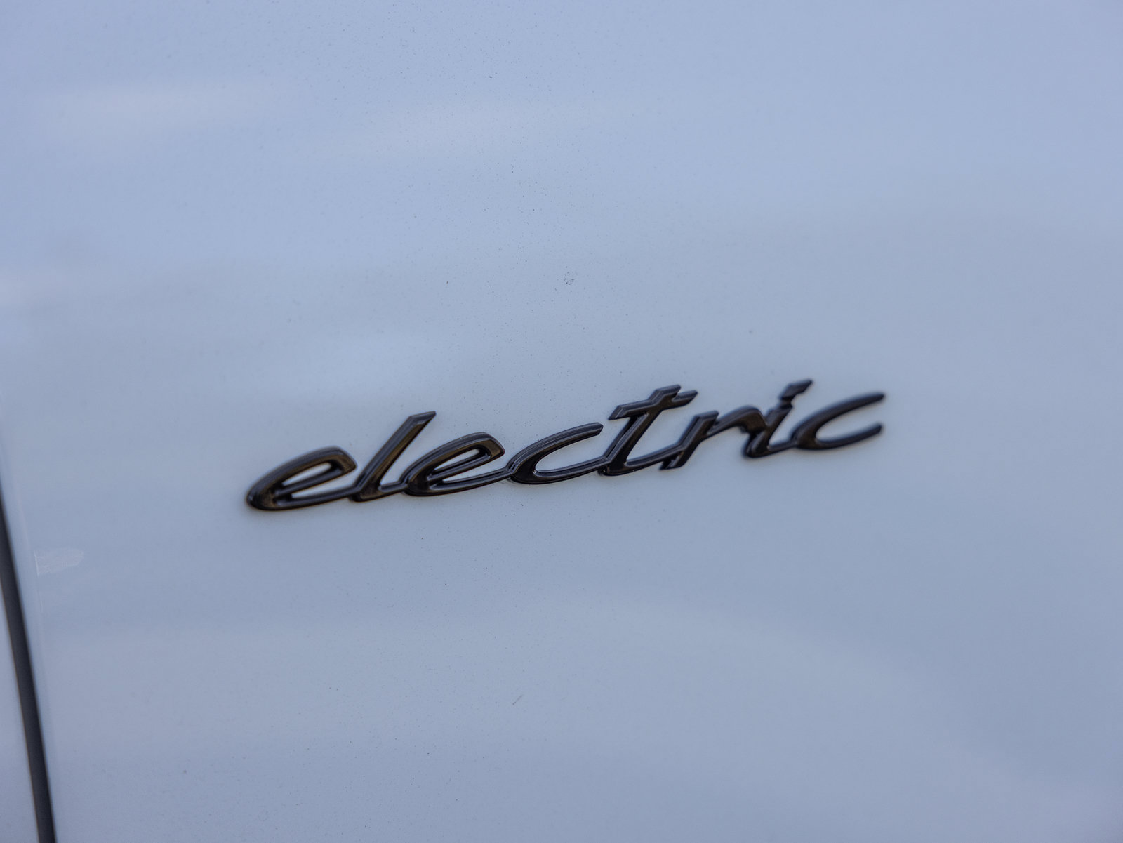 Certified 2026 Porsche Macan Electric RWD image 22