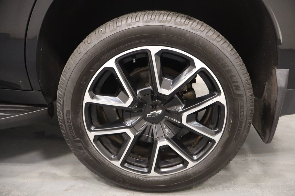 Used 2021 Chevrolet Tahoe RST w/ Luxury Package AWD/4WD image 28