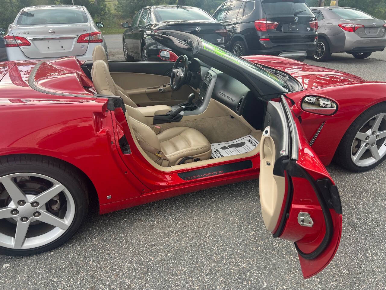 Used 2006 Chevrolet Corvette Convertible w/ Preferred Equipment Group RWD image 9