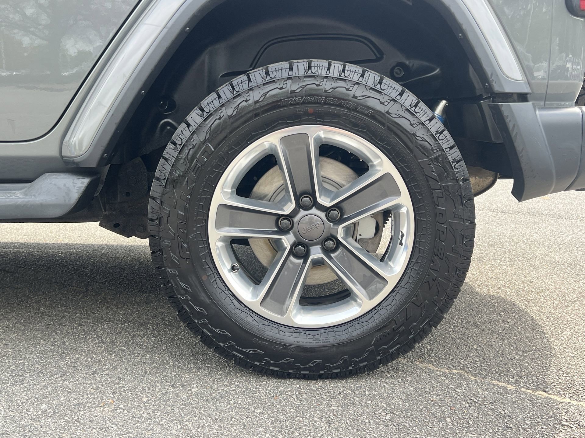 Used 2019 Jeep Wrangler Unlimited Sahara w/ Cold Weather Group image 34