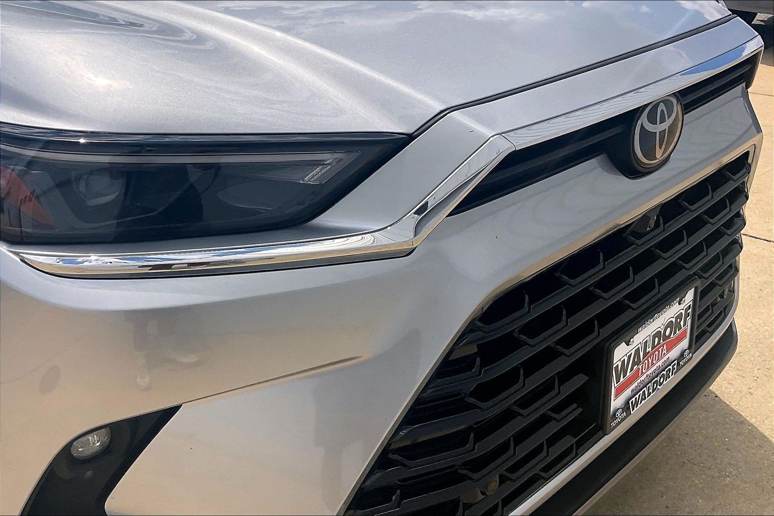 Used 2024 Toyota Grand Highlander AWD image 36