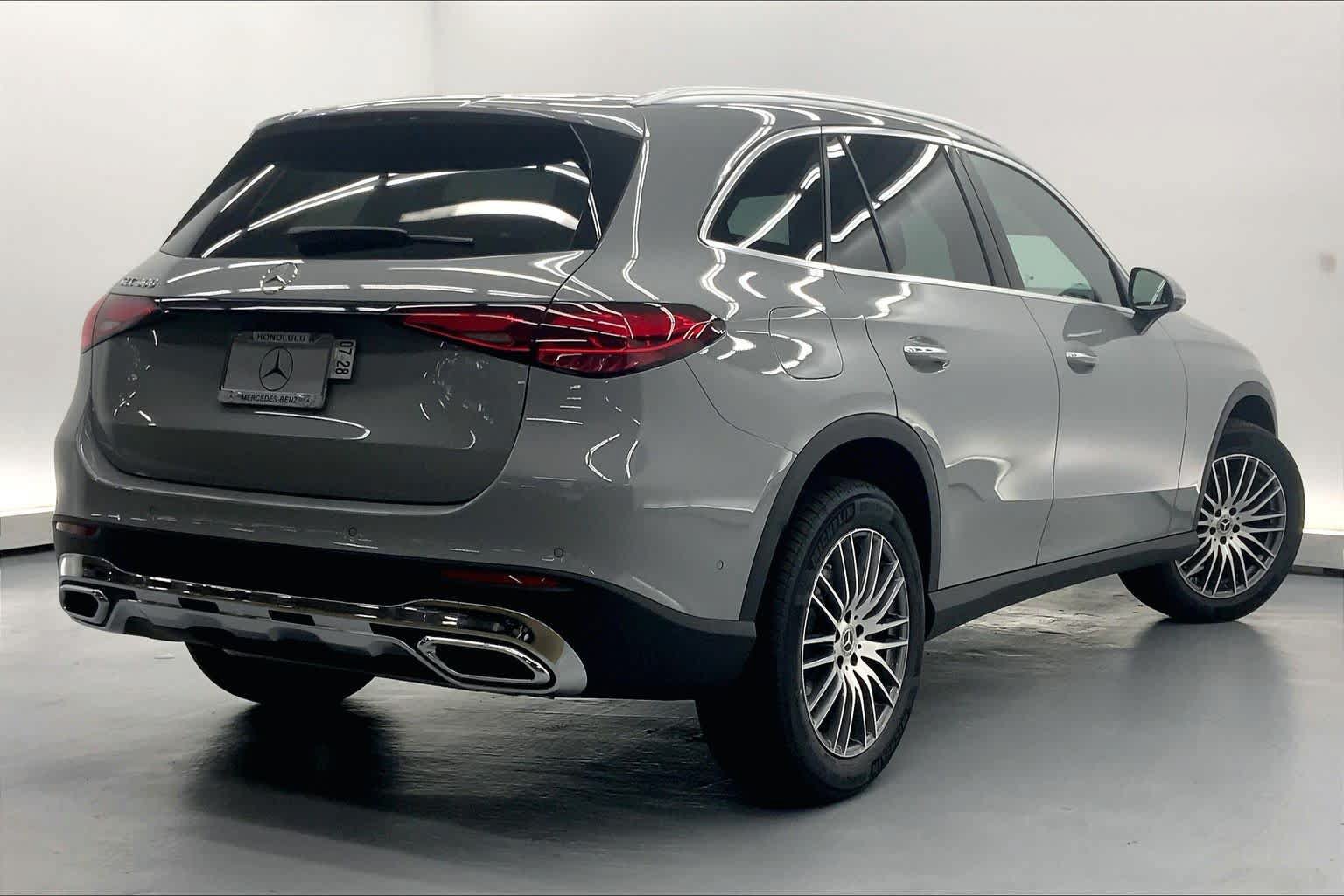 New 2026 Mercedes-Benz GLC 300 image 8