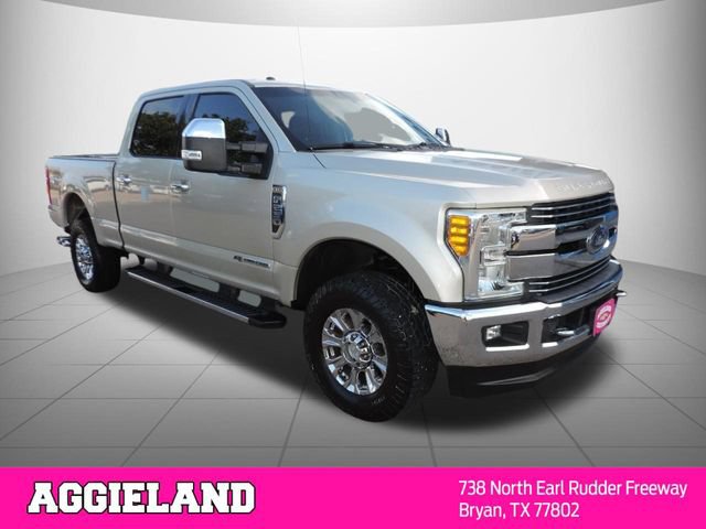 Used 2017 Ford F250 Lariat w/ Chrome Package AWD/4WD image 3