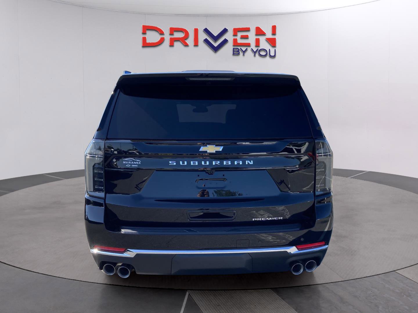 New 2026 Chevrolet Suburban Premier image 4