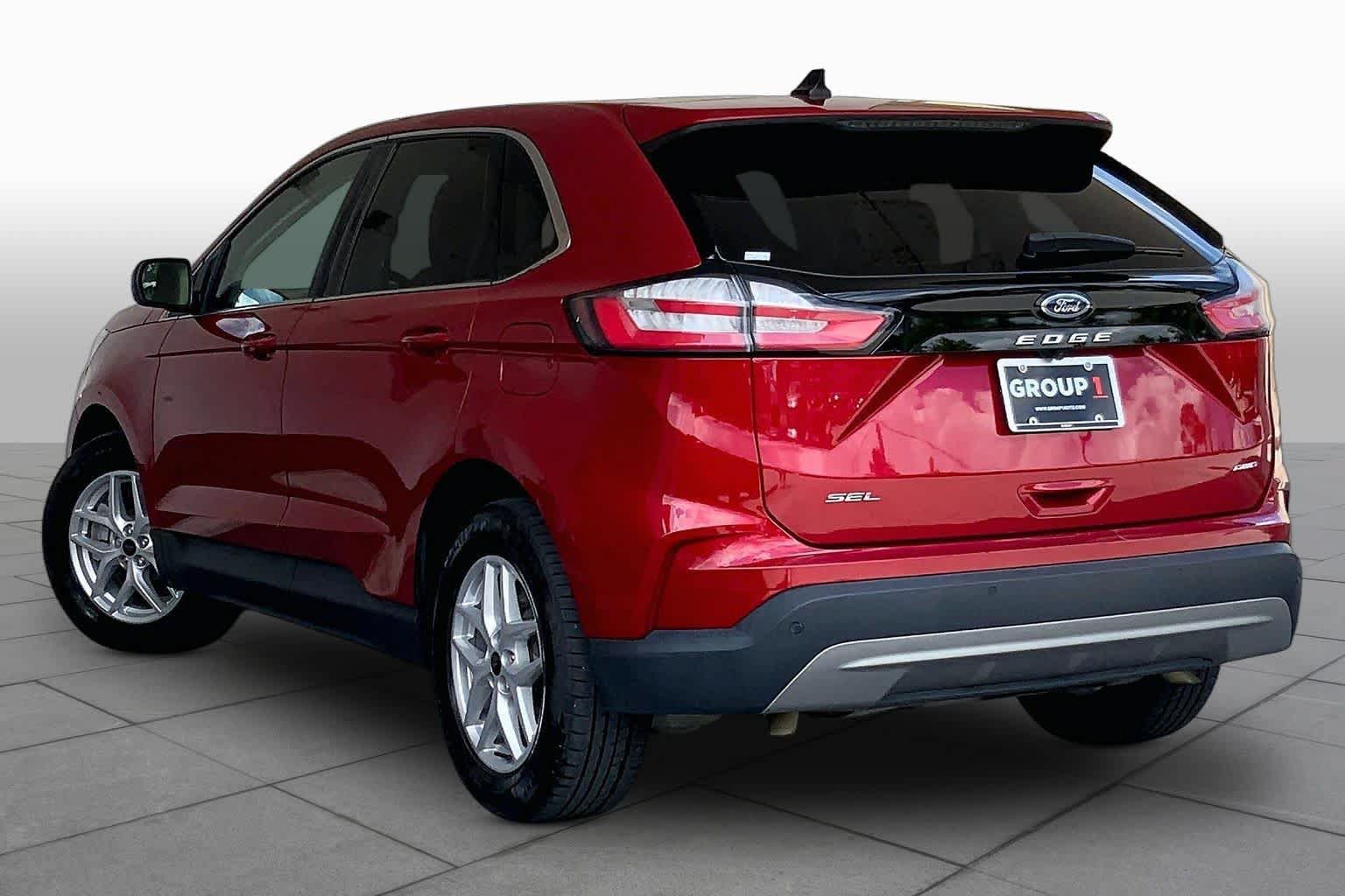 Used 2024 Ford Edge SEL AWD/4WD image 12