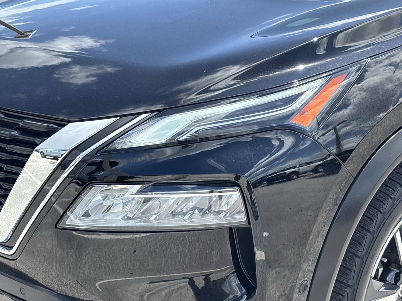 Used 2021 Nissan Rogue Platinum FWD image 6