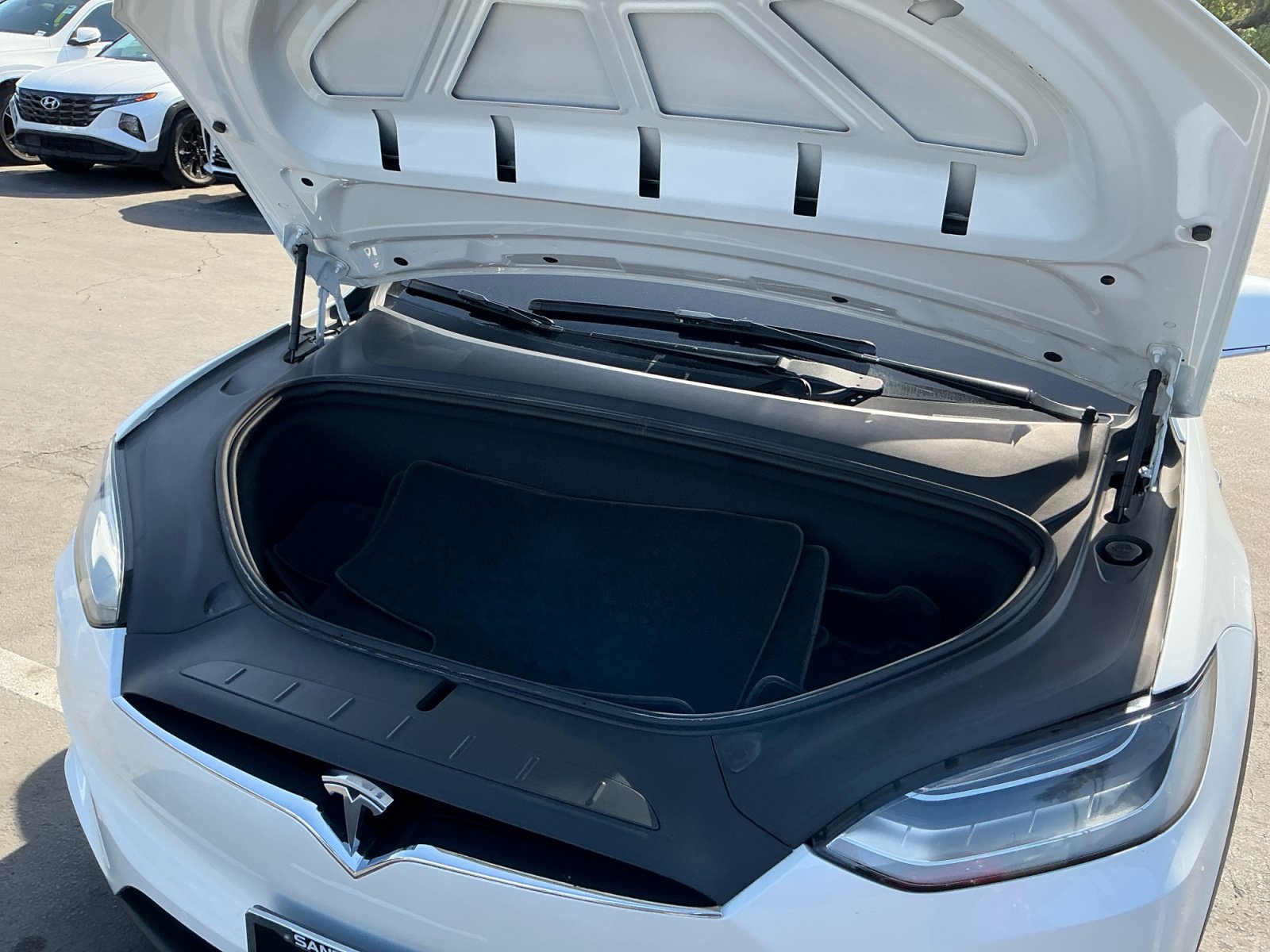Used 2019 Tesla Model X 75D AWD/4WD image 23