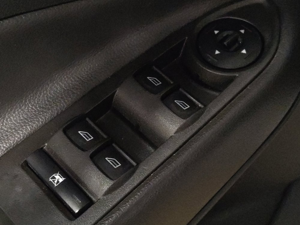 Used 2017 Ford Escape SE image 27