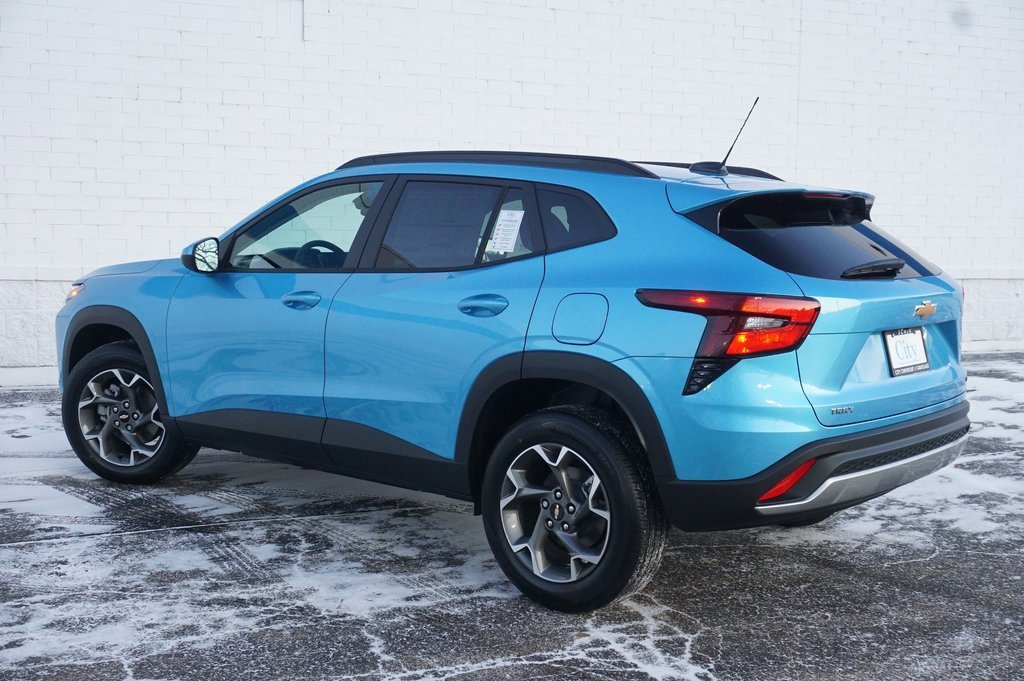 New 2026 Chevrolet Trax LT image 8