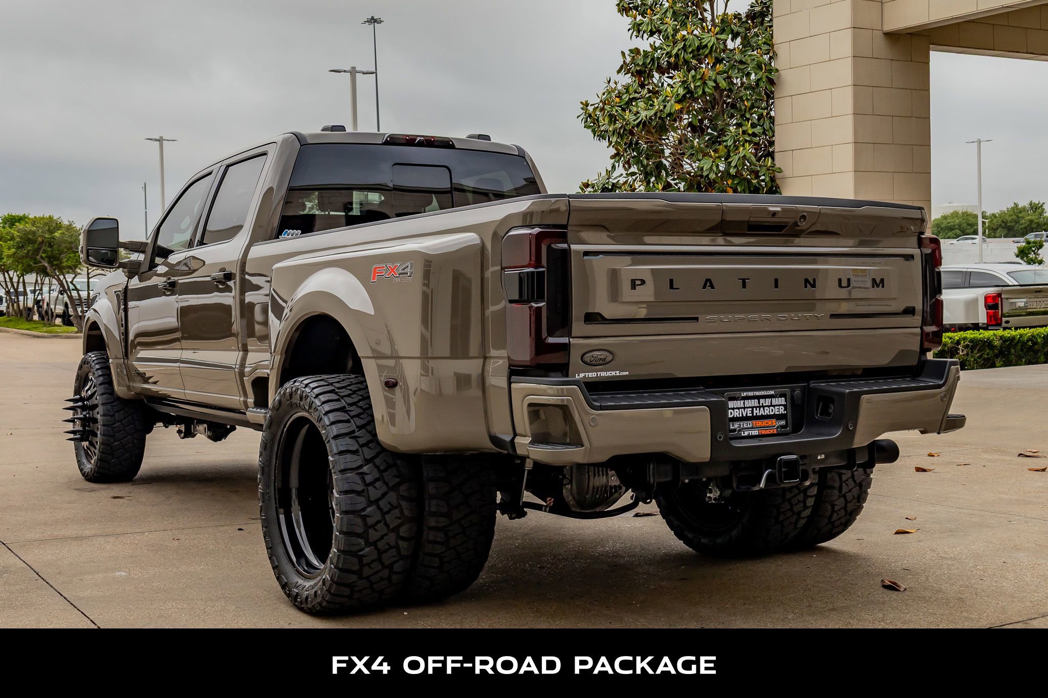 Used 2026 Ford F450 Platinum w/ Platinum Plus Package image 7