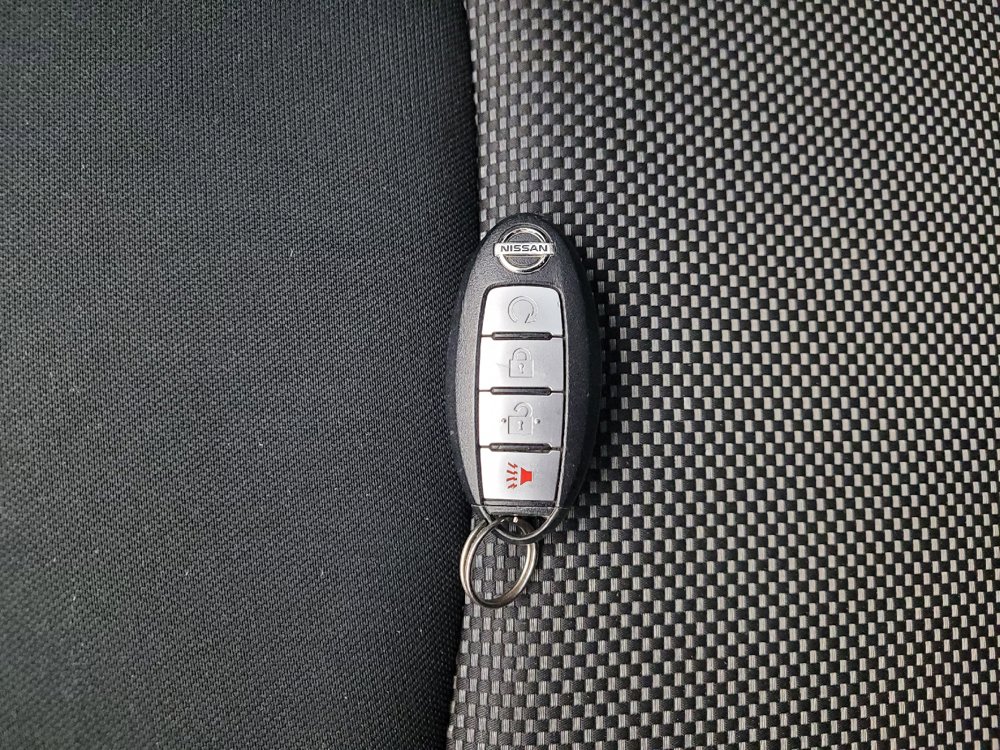 Used 2018 Nissan Pathfinder SV AWD/4WD image 31