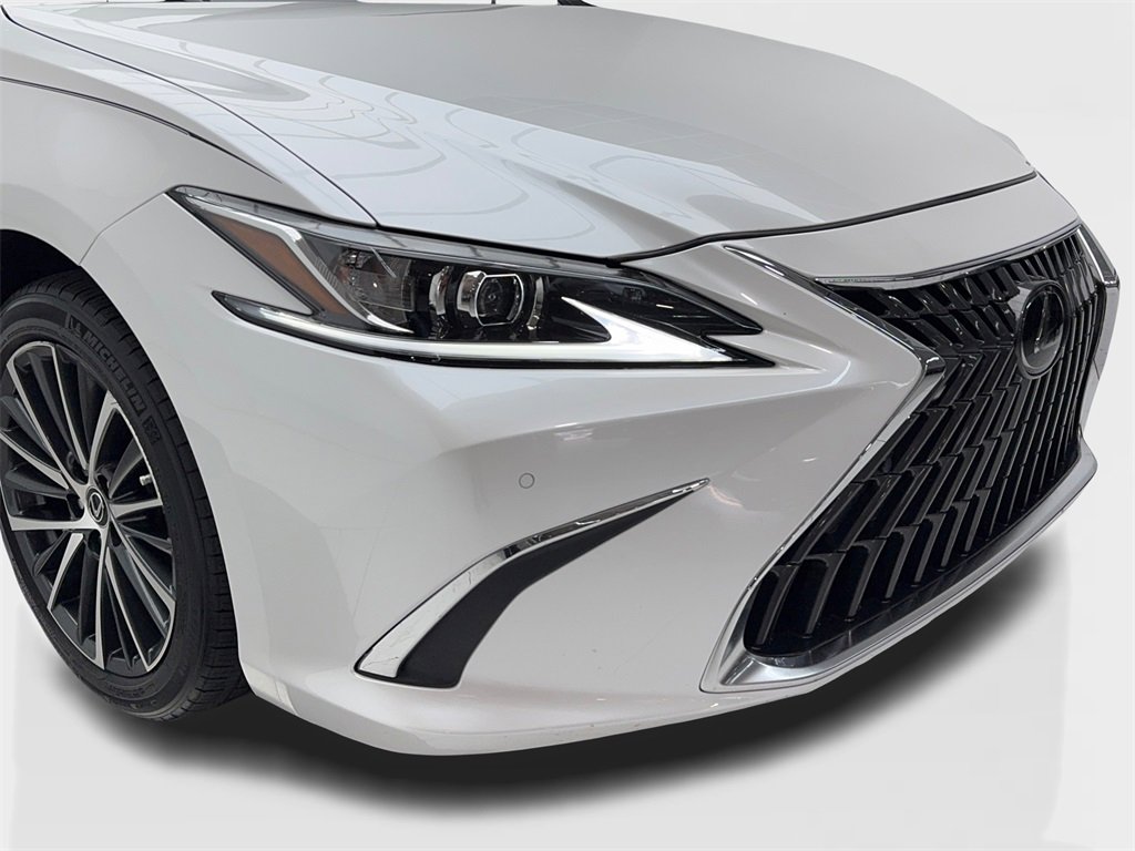 Used 2023 Lexus ES 350 w/ Premium Package image 3
