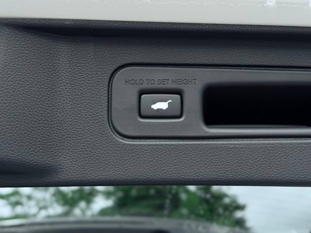 New 2026 Honda Pilot Black Edition image 14