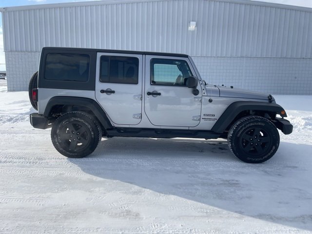 Used 2017 Jeep Wrangler Unlimited Sport w/ Dual Top Group image 9