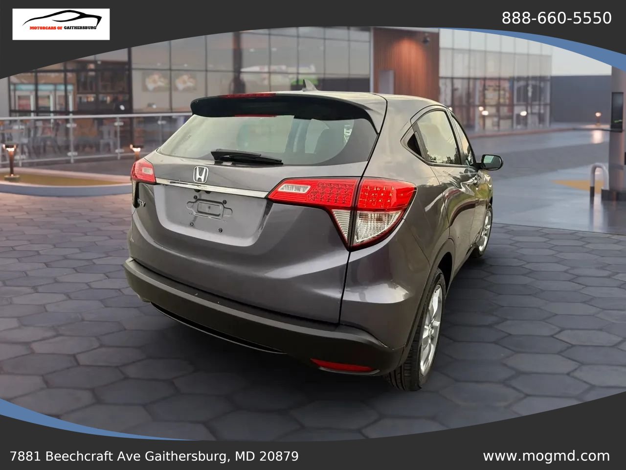 Used 2021 Honda HR-V LX image 3