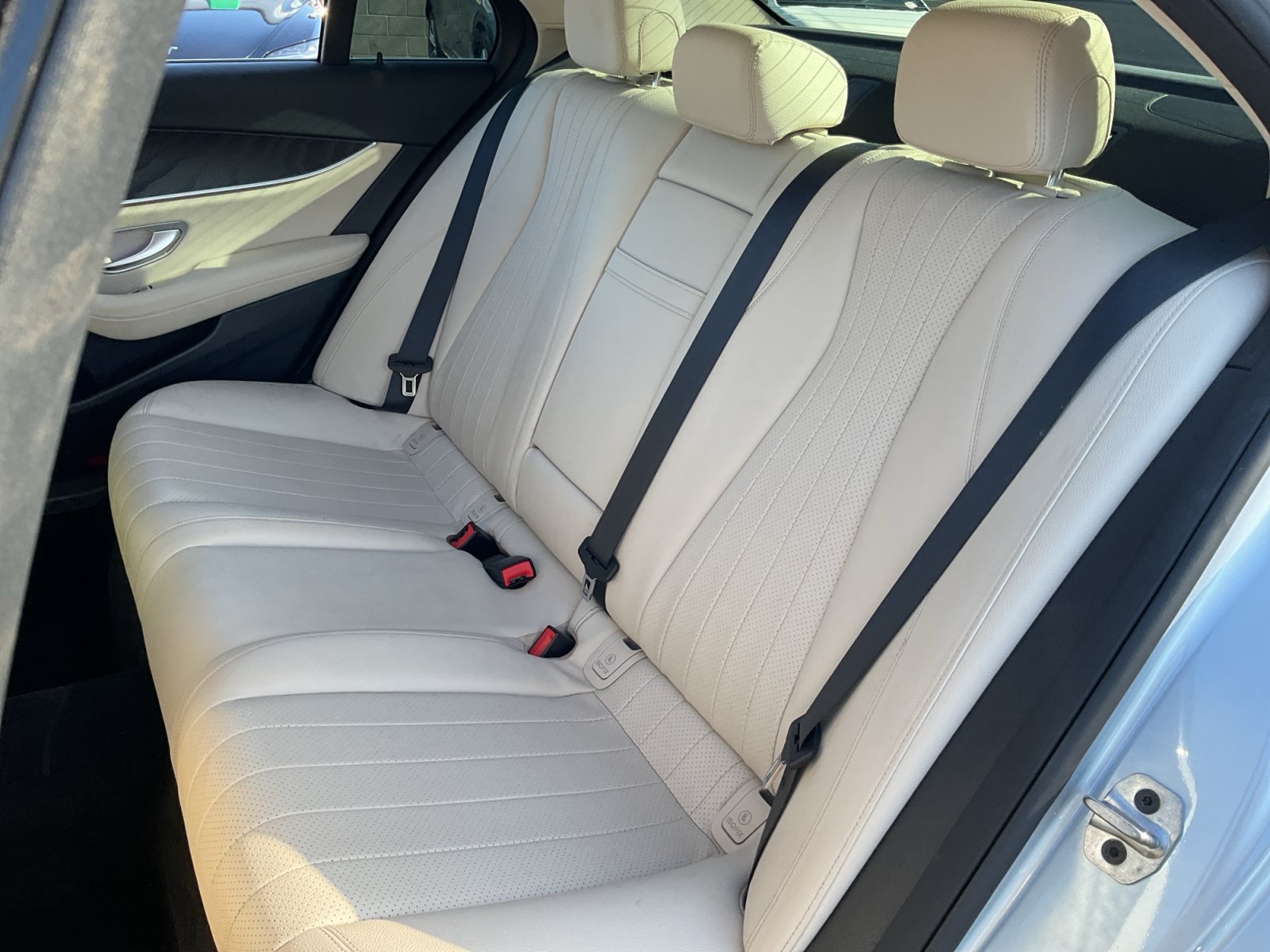 Used 2022 Mercedes-Benz E 350 Sedan image 19