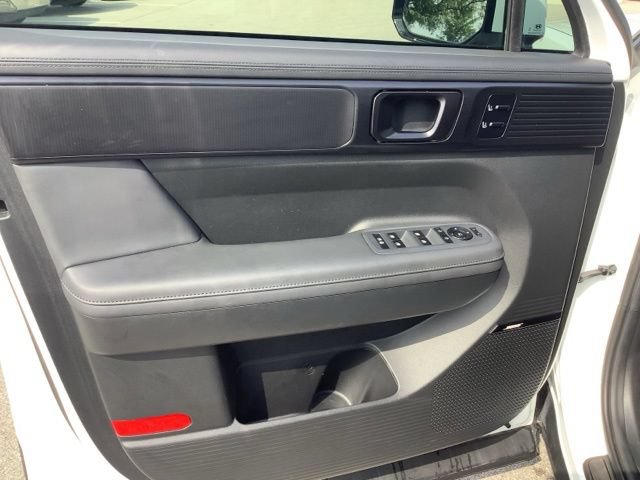 Certified 2025 Hyundai Santa Fe Calligraphy AWD/4WD image 16