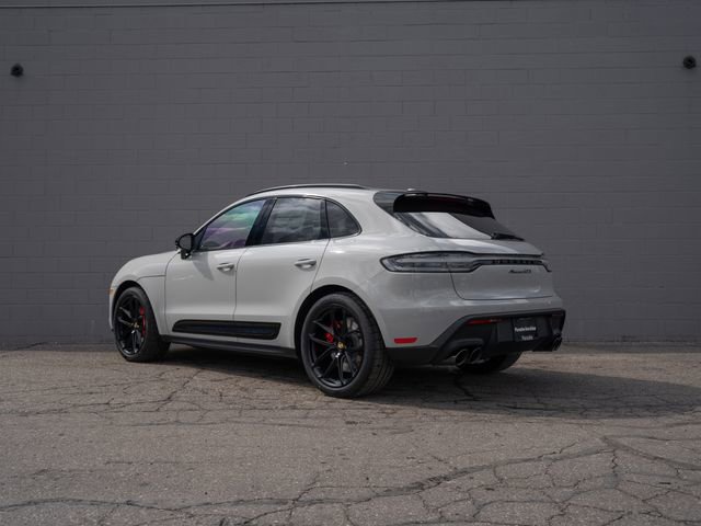 New 2026 Porsche Macan GTS image 3