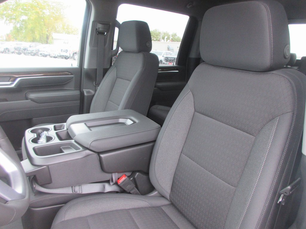 New 2026 GMC Sierra 3500 SLE w/ SLE Value Package image 14