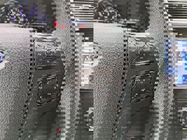 Used 2019 Ford Explorer XLT w/ Equipment Group 201A image 28