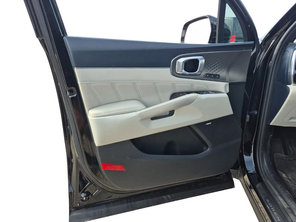 Used 2022 Kia Sorento SX Prestige image 26
