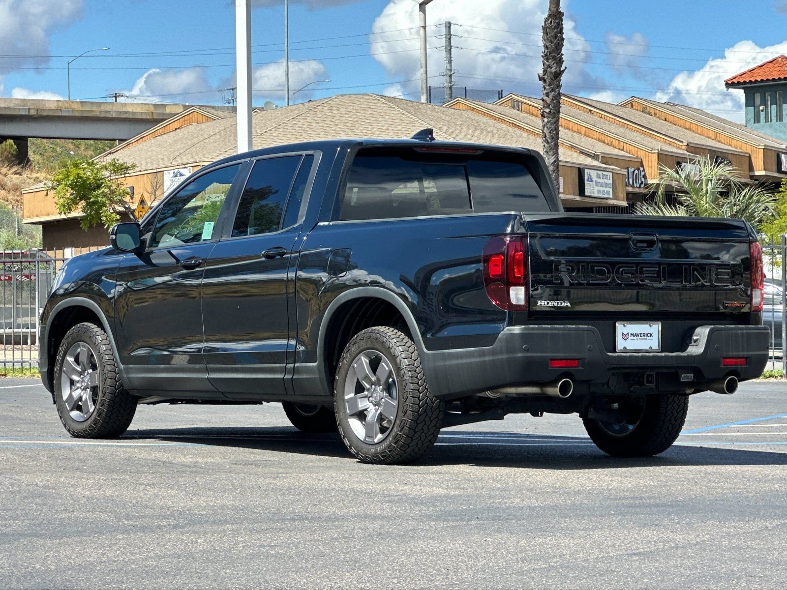 Used 2024 Honda Ridgeline TrailSport image 3