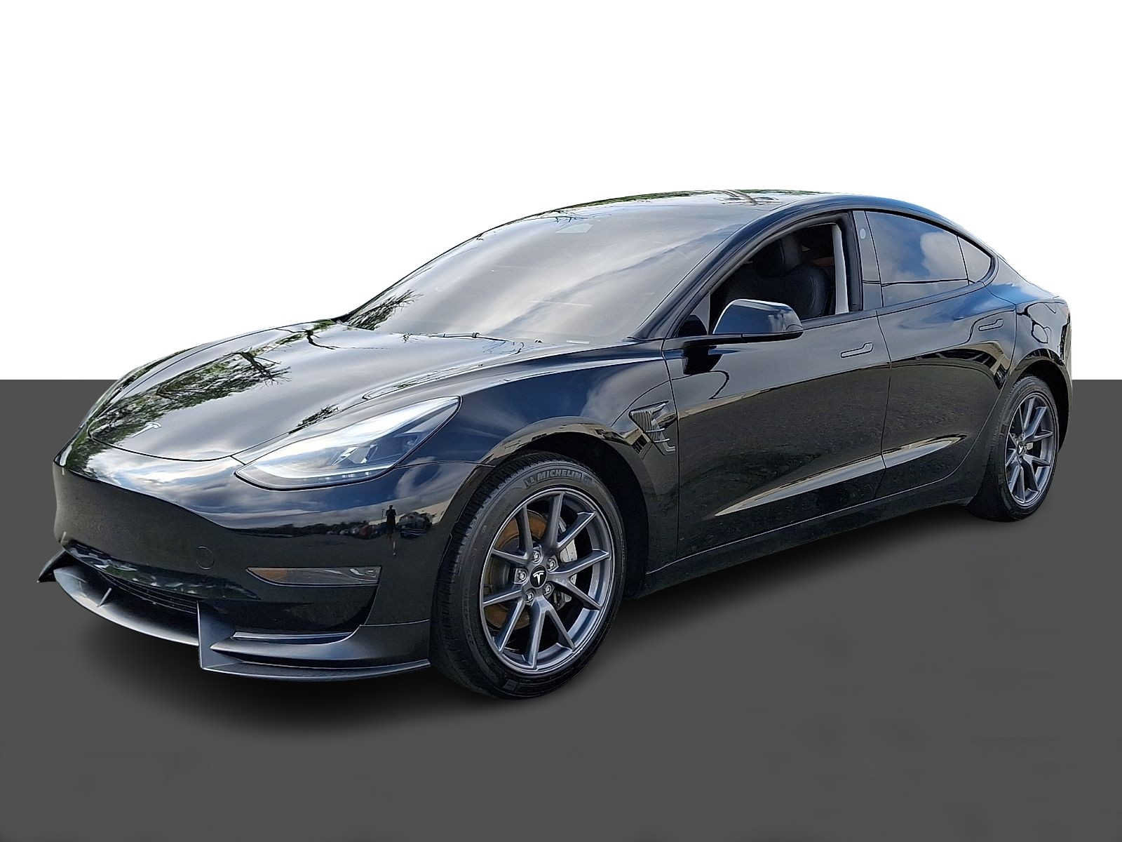Used 2023 Tesla Model 3 Standard Range RWD image 3