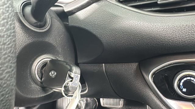 Used 2020 Hyundai Elantra GT image 24