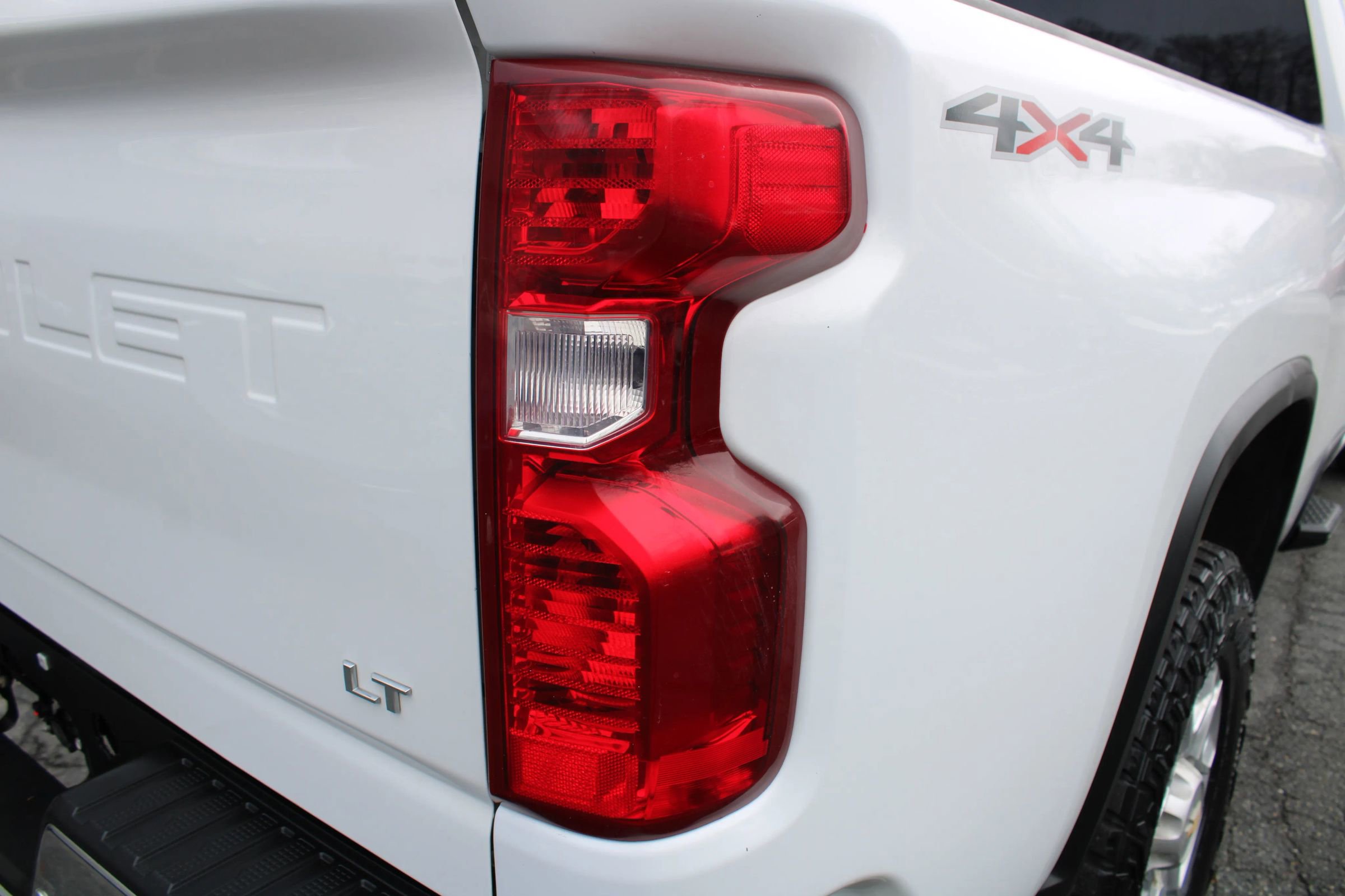 Used 2021 Chevrolet Silverado 3500 LT w/ Texas Edition image 26