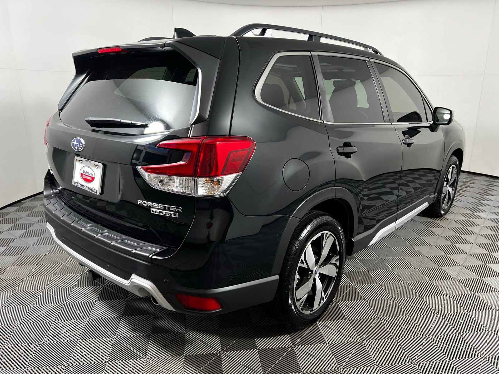 Used 2020 Subaru Forester Touring w/ Popular Package #2 image 5