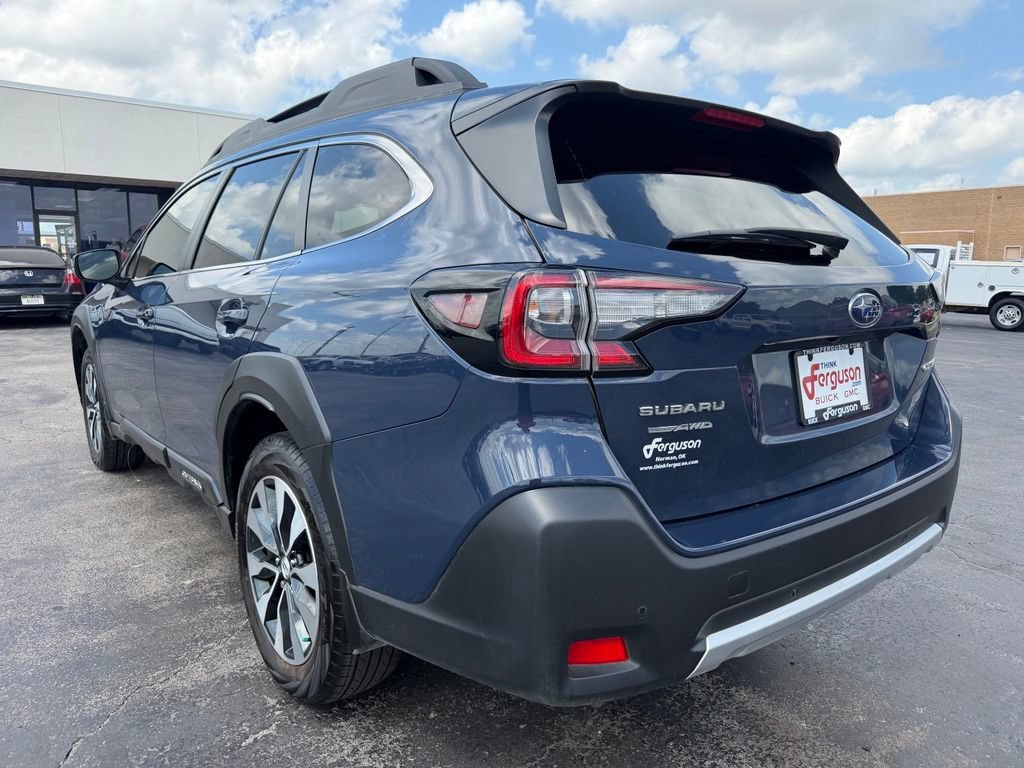 Used 2025 Subaru Outback Limited AWD/4WD image 18