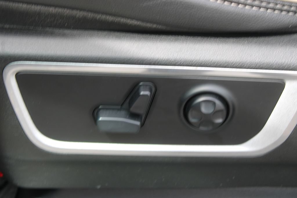Used 2020 RAM 1500 Laramie w/ Sport Appearance Package AWD/4WD image 19