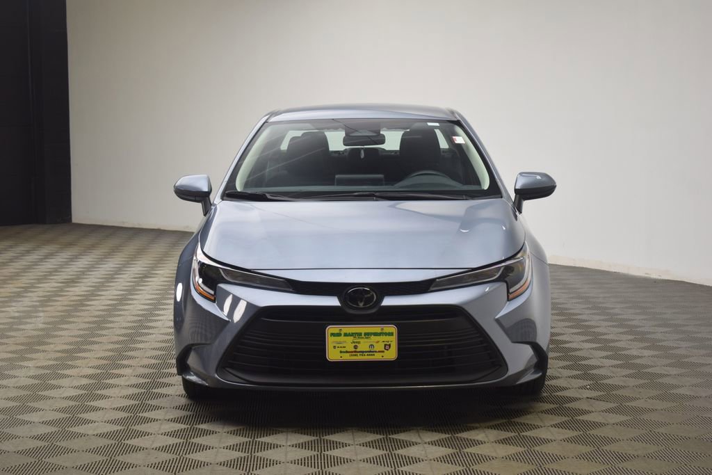 Used 2024 Toyota Corolla LE image 18
