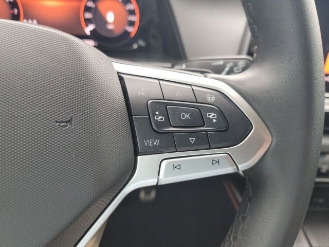 Used 2024 Volkswagen Atlas Peak Edition SE image 13