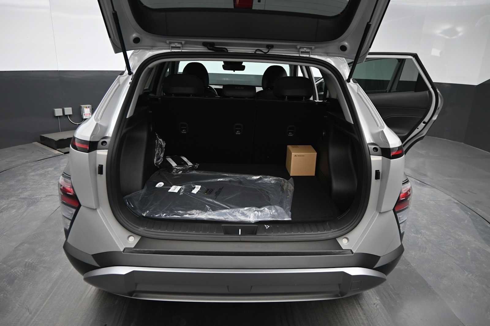 New 2026 Hyundai Kona SEL Premium AWD/4WD image 12