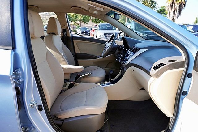 Used 2014 Hyundai Accent GLS FWD image 11