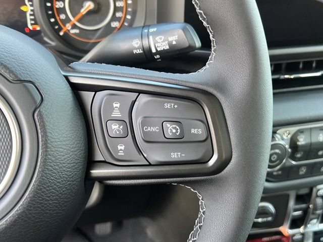New 2026 Jeep Gladiator Mojave w/ Steel Bumper Group AWD/4WD image 20