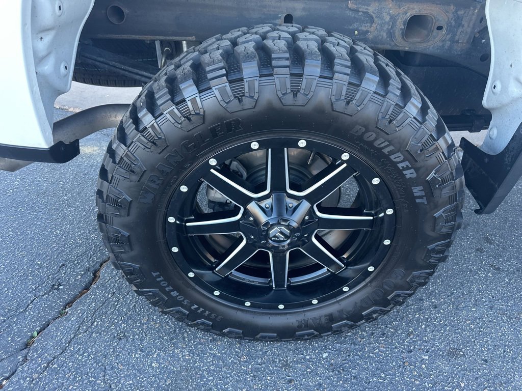 Used 2020 Chevrolet Silverado 1500 LT w/ All-Star Edition image 35