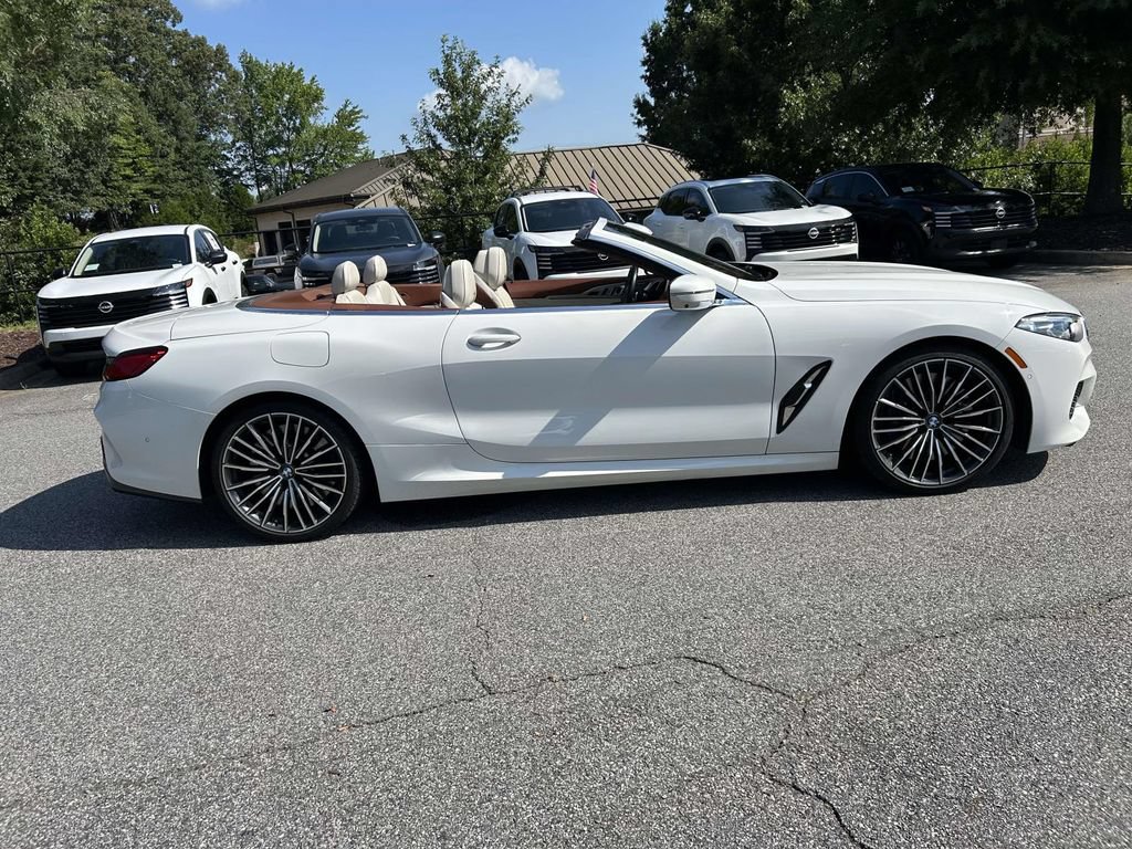 Used 2022 BMW M850i xDrive Convertible AWD/4WD image 7