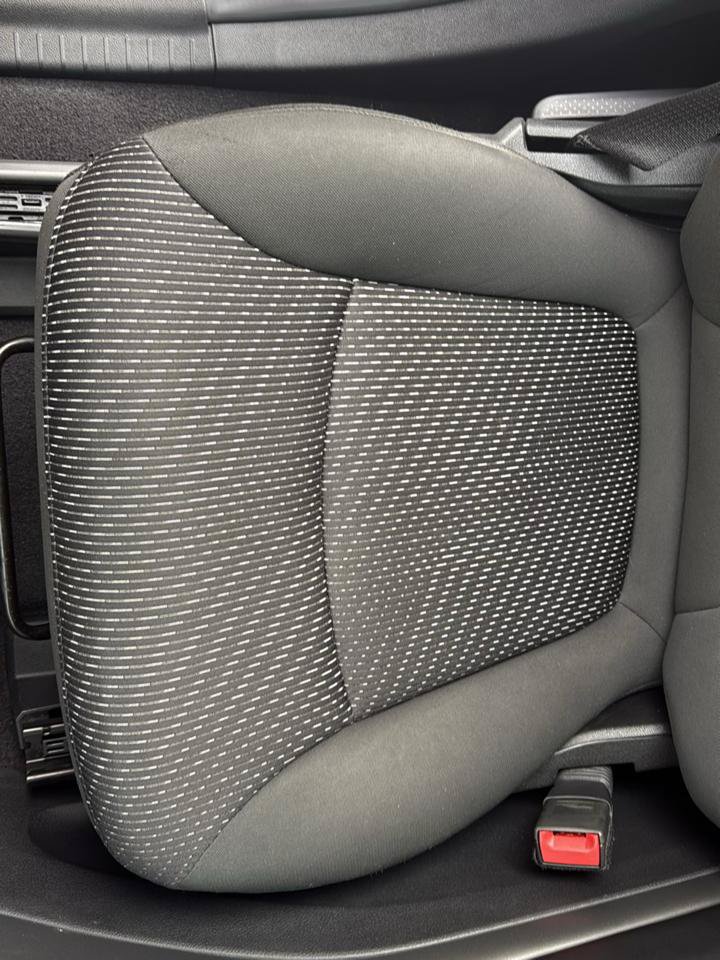 Used 2020 Dodge Journey SE w/ SE Popular Equipment Group FWD image 11