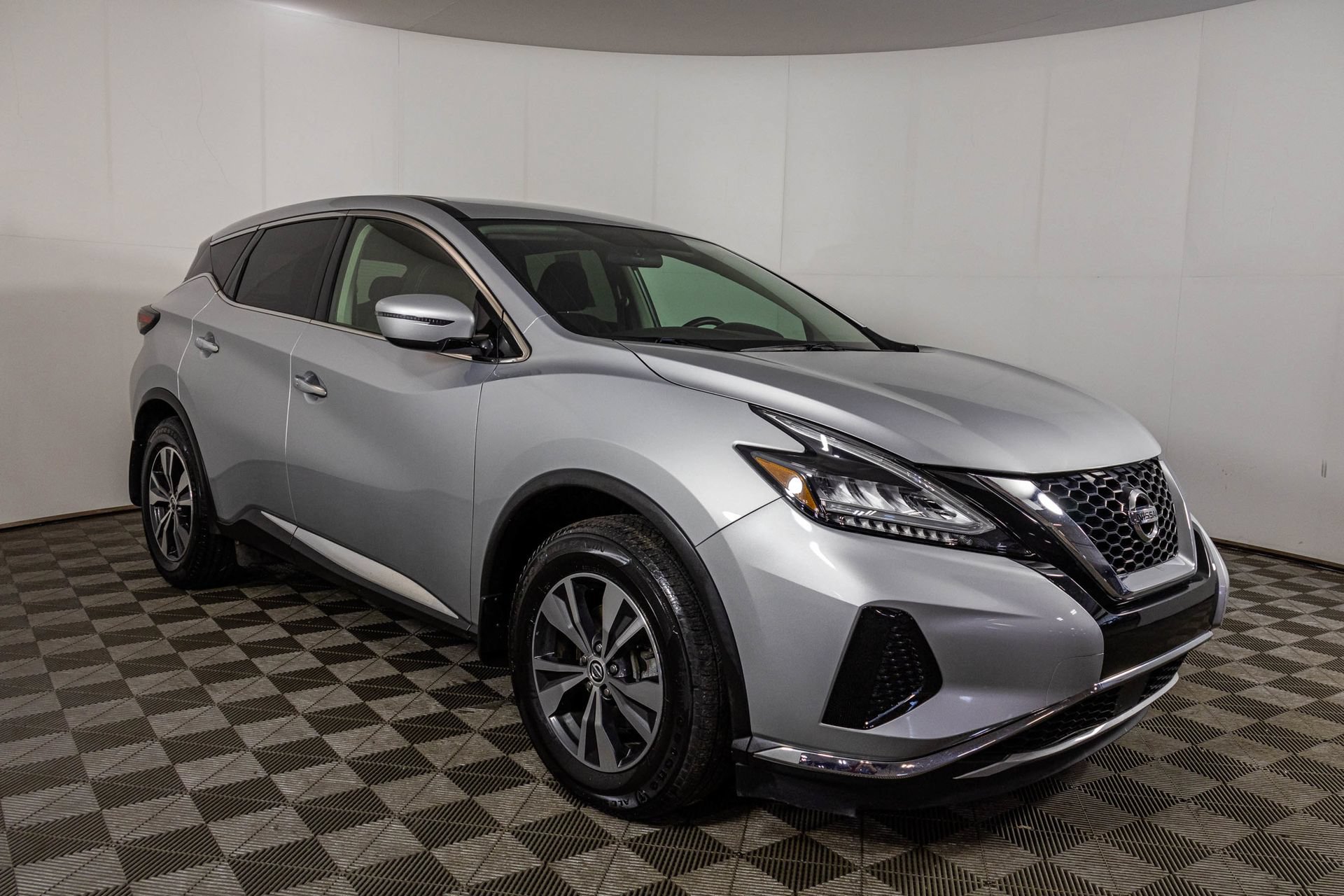 Used 2019 Nissan Murano S AWD/4WD image 10