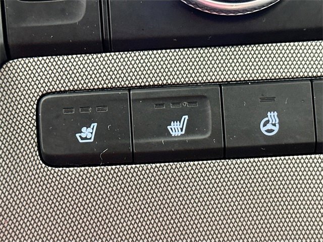 Used 2022 Hyundai Palisade Limited w/ Cargo Package image 19