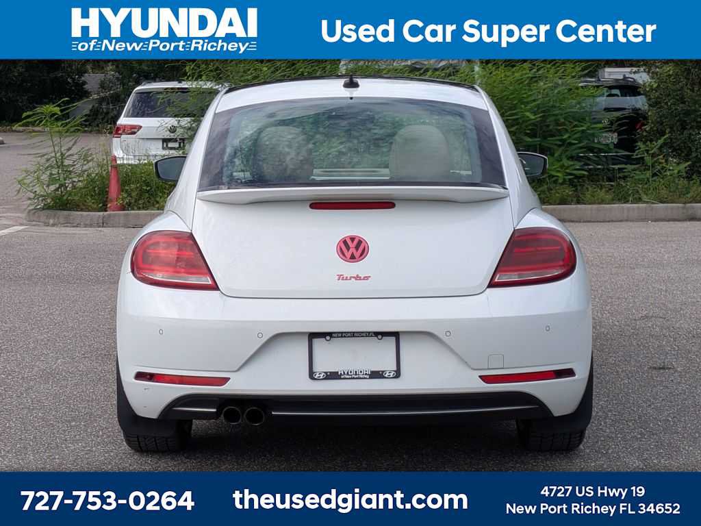 Used 2017 Volkswagen Beetle 1.8T SEL FWD image 4