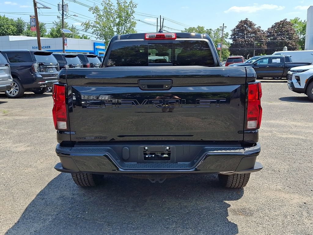 Used 2024 Chevrolet Colorado Trail Boss AWD/4WD image 7