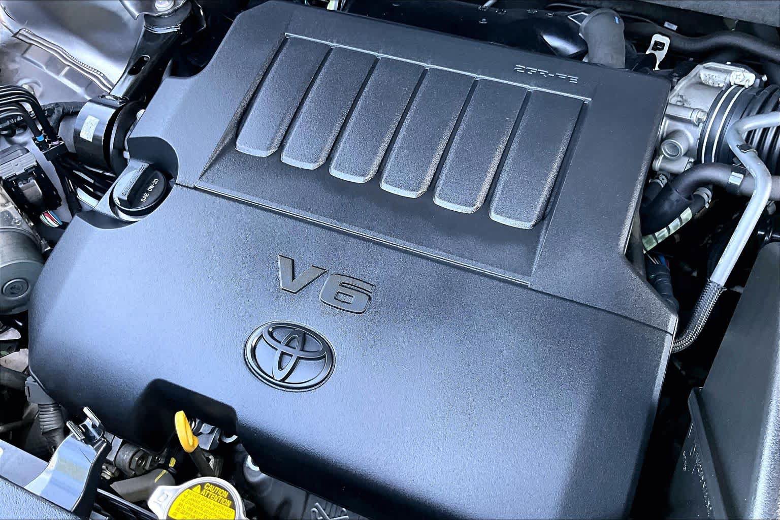 Used 2015 Toyota Highlander Plus FWD image 31