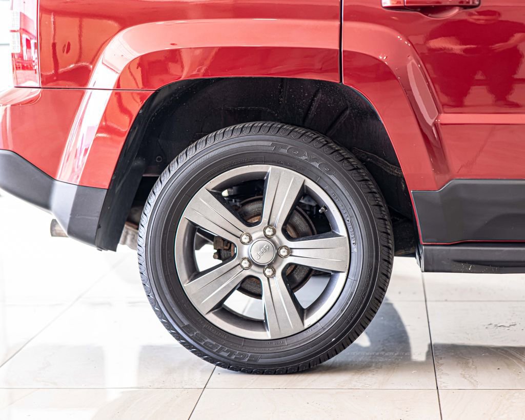 Used 2015 Jeep Patriot High Altitude image 9