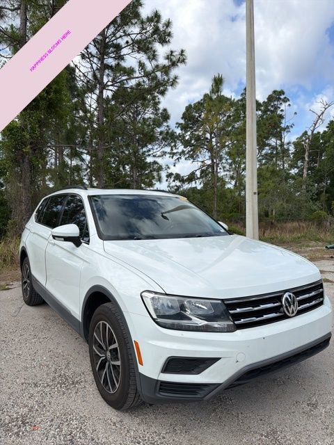 Used 2021 Volkswagen Tiguan SE w/ Panoramic Sunroof Package FWD image 1