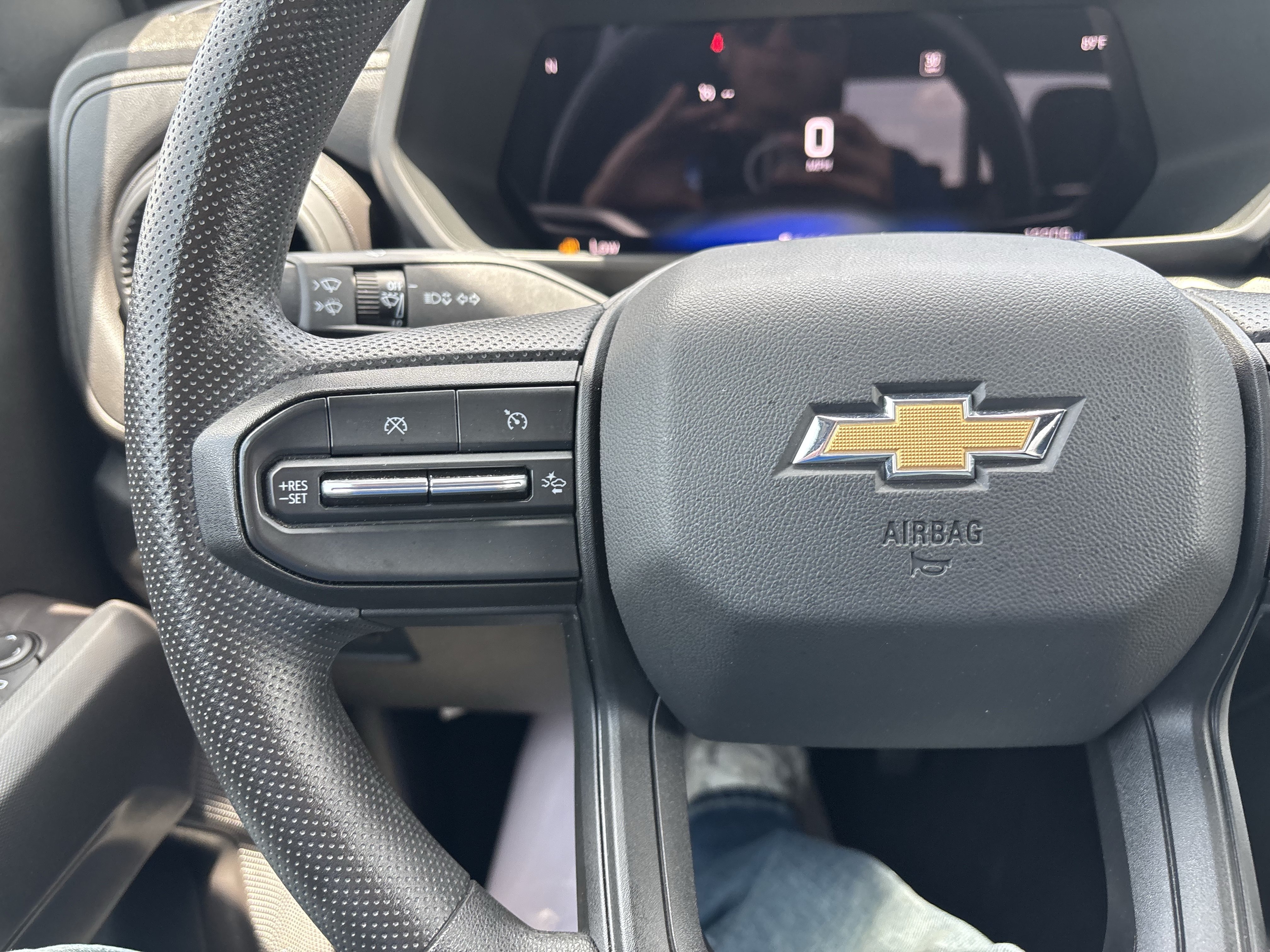 Used 2026 Chevrolet Colorado W/T w/ WT Custom Package RWD image 28