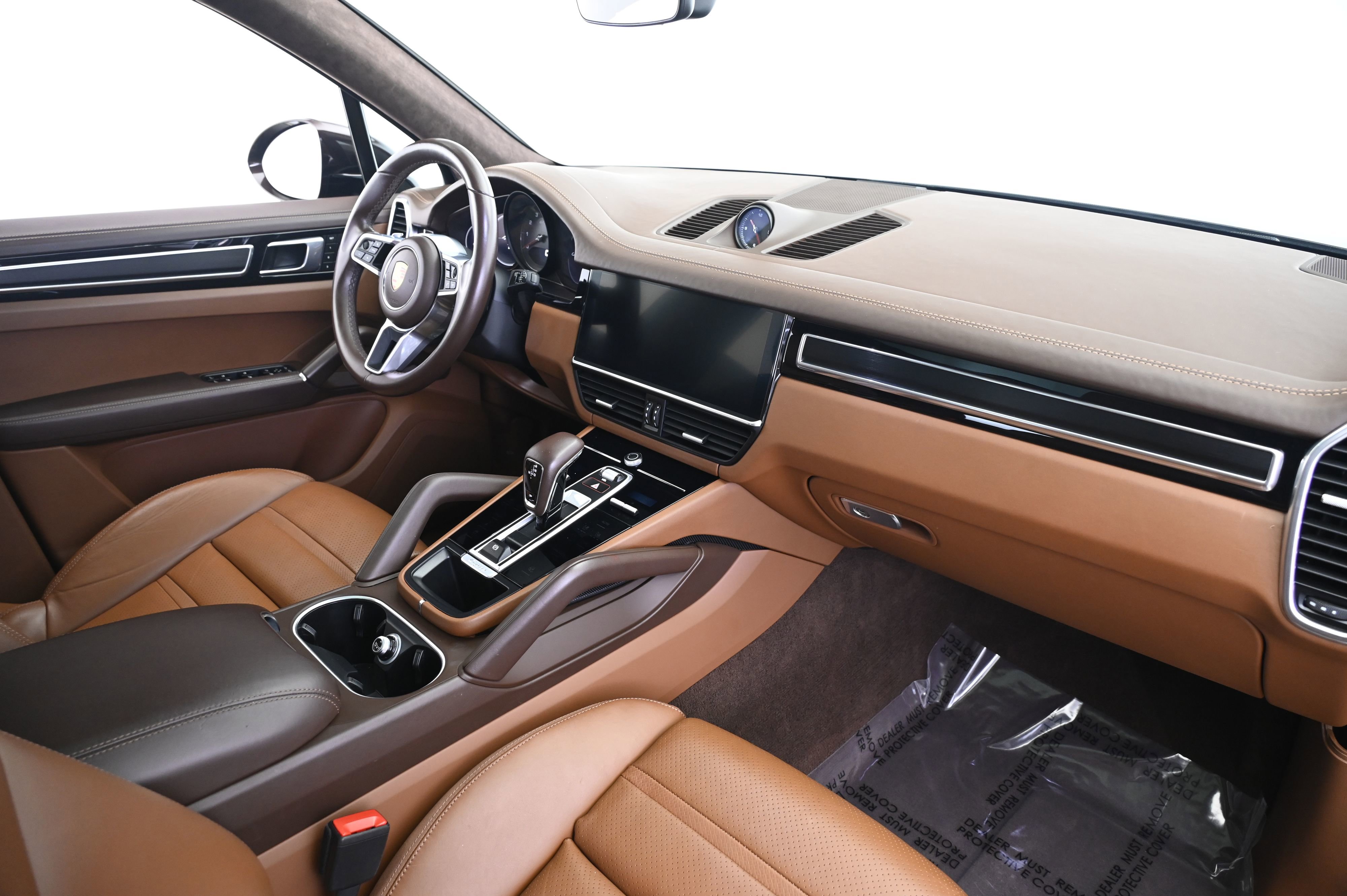 Used 2022 Porsche Cayenne GTS image 22